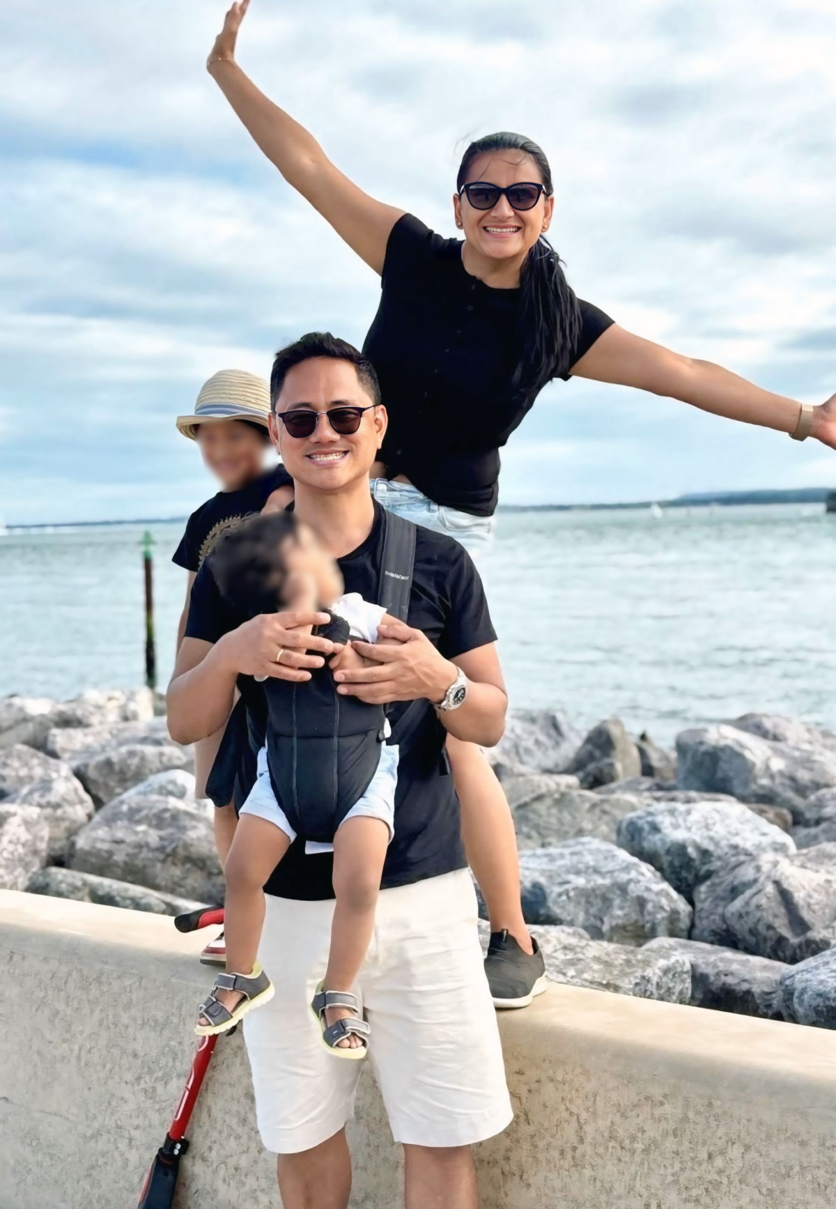 happy-family-photo
